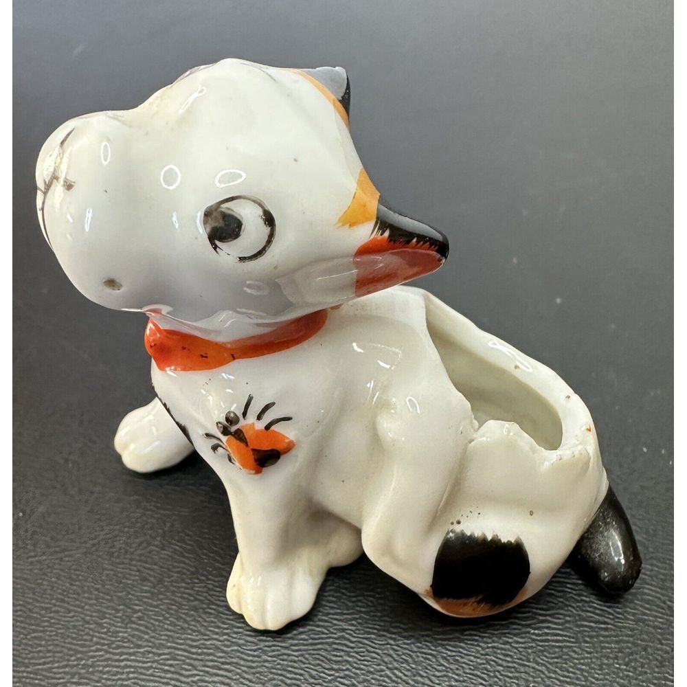 Antique Scratching Dog toothpick holder‎ ceramic